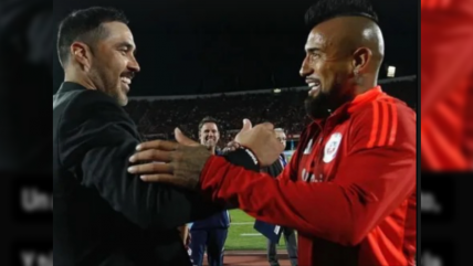   El afectuoso saludo de Claudio Bravo a Arturo Vidal: 