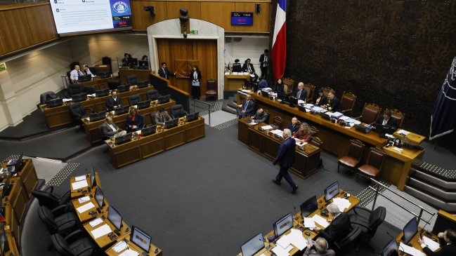 Megarreforma de Kast enfrenta incertidumbre en el Senado: oposición critica falta de diálogo