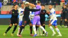 Arbitro identificó a jugadores de la UC y Colo Colo que participaron de la gresca final..