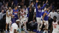 Los Knicks barrieron con los Cavs y clasificaron a las Finales de la NBA tras 27 años