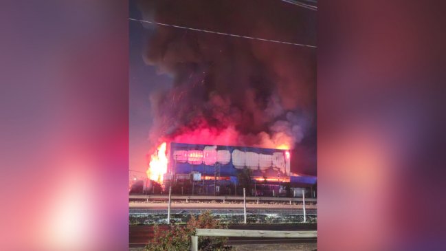 Incendio en Buin desata preocupación por manejo de productos químicos
