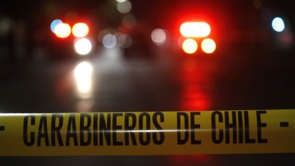   Las Condes: Asaltantes golpearon a una mujer y apuntaron a su hija para robarles su auto 
