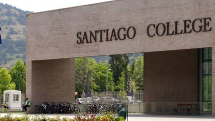   Demandan al Santiago College tras acusar a alumno de manipular fotos sexuales sin pruebas 