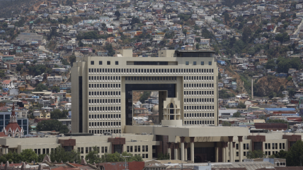   Valparaíso: 23 recintos educacionales suspenderán sus clases por Cuenta Pública 