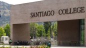 Demandan al Santiago College tras acusar a alumno de manipular fotos sexuales sin pruebas