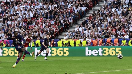   [VIDEO] Ousmane Dembélé marcó de penal para lograr el empate ante Arsenal 