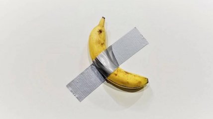 Roban el plátano de controvertida obra en museo francés