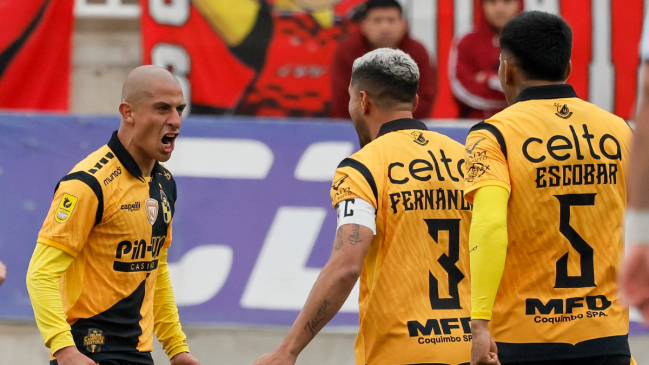 Coquimbo Unido batió a Limache y se metió en la lucha por el título en la Liga de Primera
