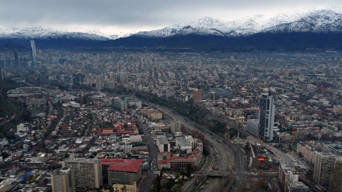 Santiago tendrá cielos nublados y máximas de 18°C hasta el viernes
