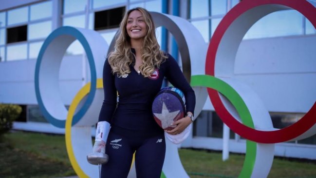 Esgrimista Ignacia Cifuentes fue seleccionada por WWE para las pruebas de talentos en Chile