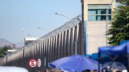 Contraloría exigió que el Gobierno sincere si ampliará Santiago 1 o construirá nueva cárcel