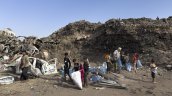Tras ocho meses de tregua, Gaza vive entre ratas, basura, enfermedades y tiendas de campaña