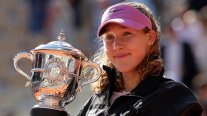 Mirra Andreeva celebró su primer título Grand Slam tras conquistar Roland Garros