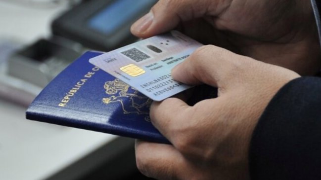 Parlamentarios exigen explicaciones del Registro Civil por e
