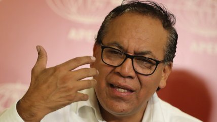 A horas del balotaje en Perú, ordenan juicio oral contra el izquierdista Roberto Sánchez