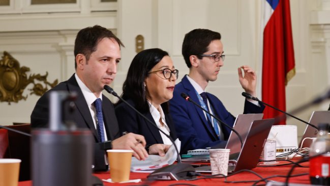 CFA ante Comisión de Hacienda: Es necesario concretar un acu