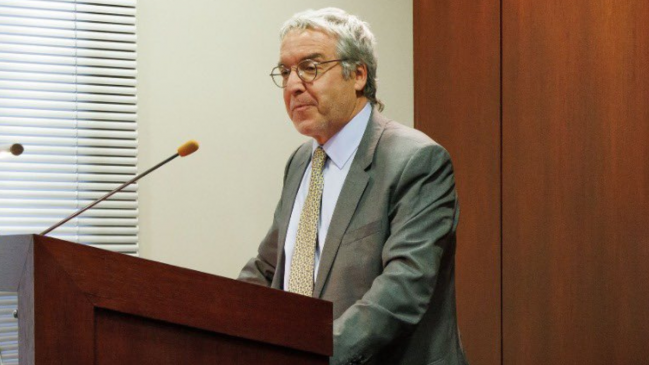 Investigación a Zaliasnik por caso Hermosilla pone en alerta a los diplomáticos de carrera