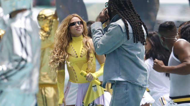 Bailarines de Shakira desmienten teorías de que no era ella en inauguración del mundial