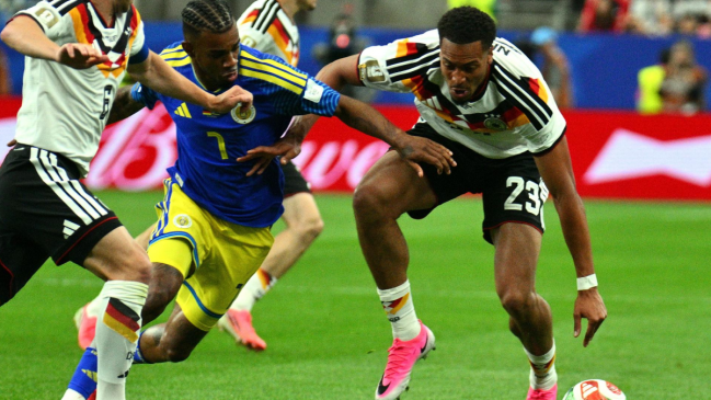 Nmecha madrugó a Curazao con un gran remate para el gol de Alemania