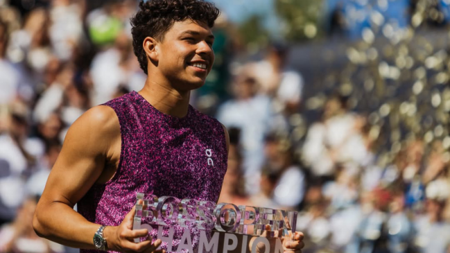 Shelton evitó la revancha de Fritz y le arrebató la corona de Stuttgart