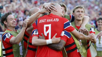 ¡Festejo vikingo! Haaland comandó a Noruega en su goleada mundialera frente a a Irak