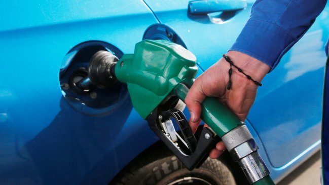 ENAP: Precios de combustibles bajarán hasta 117 pesos por litro