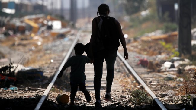 Niños haitianos: Aparecen algunos menores en Estación Central y Graneros