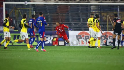   [VIDEO] ¡Golazo al ángulo! Tamayo dejó parado a Carabalí y desató el festejo de la U 