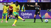 Teboho Mokoena marcó de penal para el empate de Sudáfrica ante República Checa