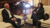 Parlamento venezolano y líder de antiguo Legislativo designan mesa para fortalecer la democracia