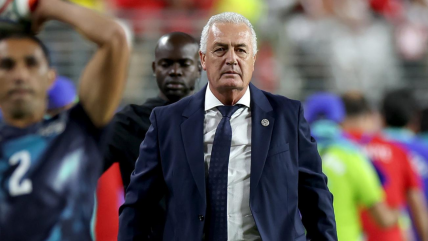 Gustavo Alfaro criticó el arbitraje del Mundial: “Me cuesta jugar este deporte nuevo