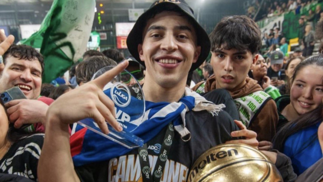 Chileno Sebastián Carrasco se alzó campeón y MVP en la liga argentina de baloncesto