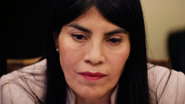 Bomb Threat Forces Evacuation of Santiago Cultural Center; Science Minister Among Those Cleared