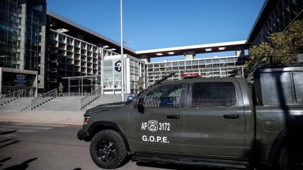   GOPE despliega un amplio contingente ante amenaza de bomba en el GAM y Centro de Justicia 