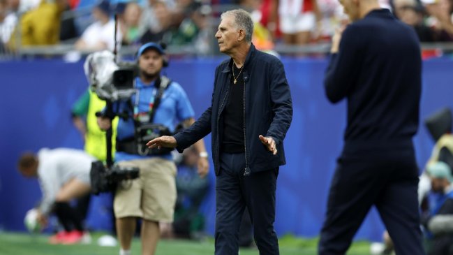 Carlos Queiroz, DT de Ghana, criticó arbitraje ante Inglaterra: El VAR se fue a tomar un café