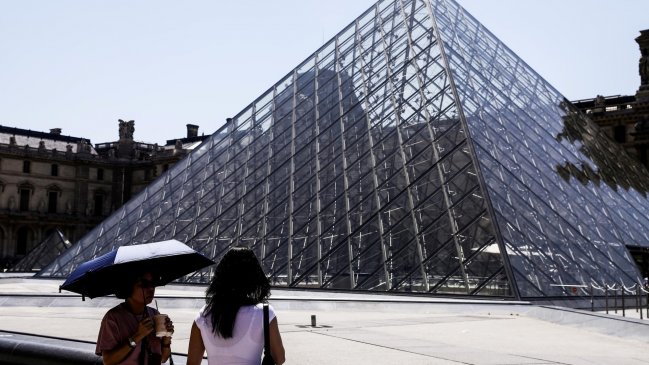 France records hottest day ever amid deadly heatwave