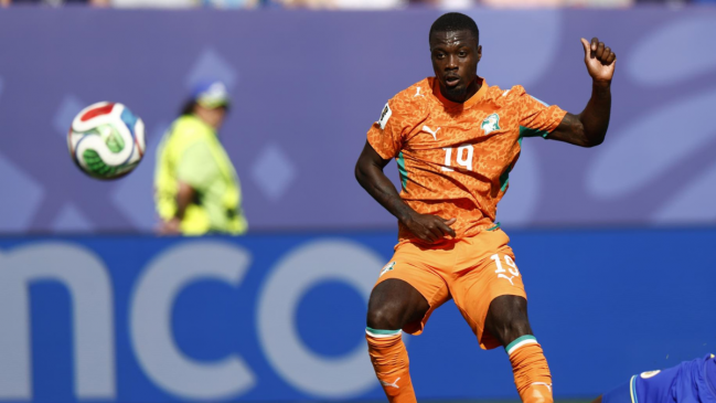 Nicolas Pépé firmó su doblete para aumentar la ventaja a favor de Costa de Marfil ante Curazao