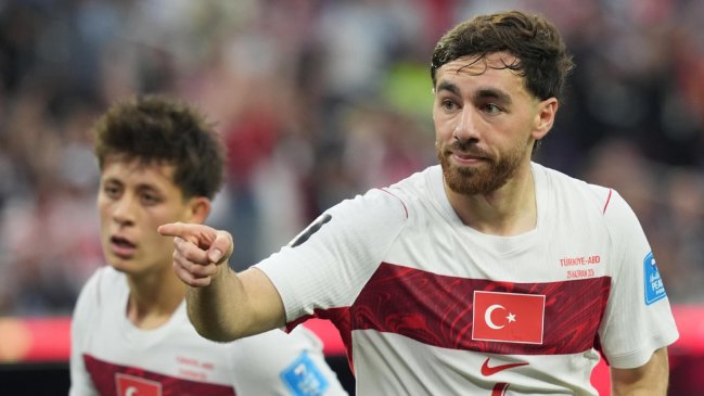 Turquía dio vuelta el marcador ante Estados Unidos con goles de Arda Güler y Orkun Kokcu