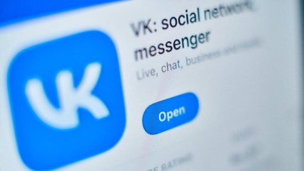Una decisión "arbitraria e inadmisible": Apple eliminó la red social rusa VK de su App Store