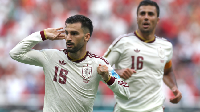 Una floja reacción de Muslera permitió a España abrir la cuenta ante Uruguay