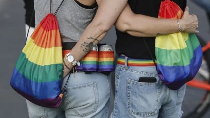 España inicia el proceso para castigar con cárcel las "terapias de conversión"