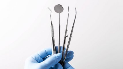 Dolorosa extracción dental termina con condena de casi $17 millones a clínica