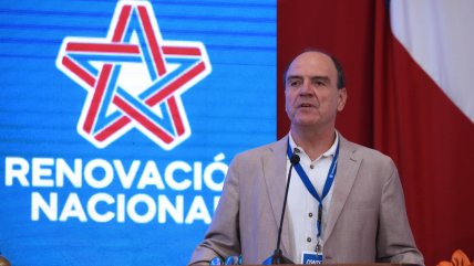 Monckeberg cuestiona ataques a Matthei y pide separar los roles en el oficialismo