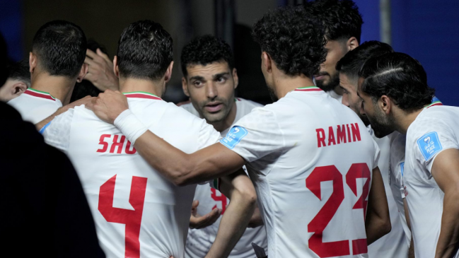Selección iraní dejó una nota en el camarín: Solo con justicia y honor se puede pasar a la historia