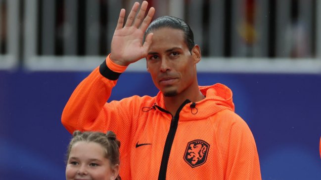 Van Dijk no pateó en la tanda y encendió otra polémica en la eliminación de Países Bajos
