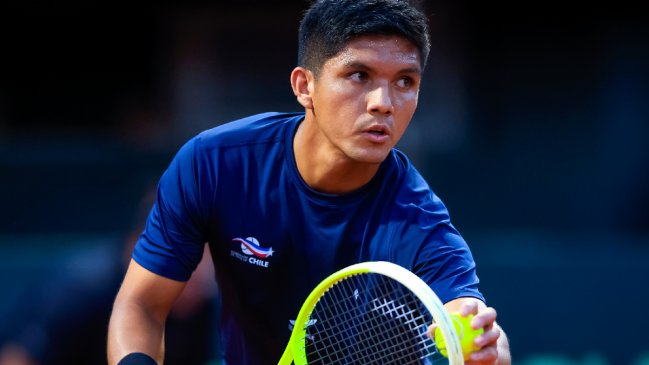 Matías Soto avanzó a octavos de final en Quito tras un batallado partido