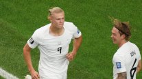 Haaland definió de primera y sentenció el paso de Noruega a octavos del Mundial
