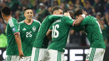  México contó con el poder goleador de Quiñones y Jiménez para despachar a Ecuador en el Azteca  