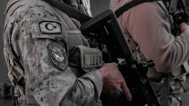 Turquía detiene a decenas de activistas opositores previo a la cumbre de la OTAN en Ankara