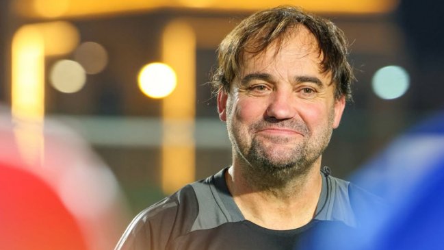 Con recuerdo a su gol mundialista: Al Wakrah anunció renovación con José Luis Sierra